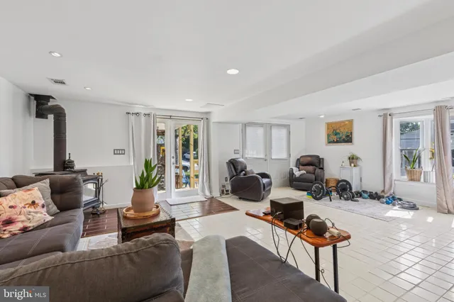 $545,000 | 2125 Folkstone Road, Lutherville-Timonium, MD 21093