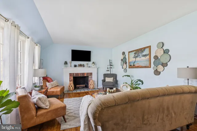 $545,000 | 2125 Folkstone Road, Lutherville-Timonium, MD 21093