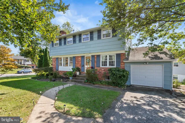 $545,000 | 2125 Folkstone Road, Lutherville-Timonium, MD 21093