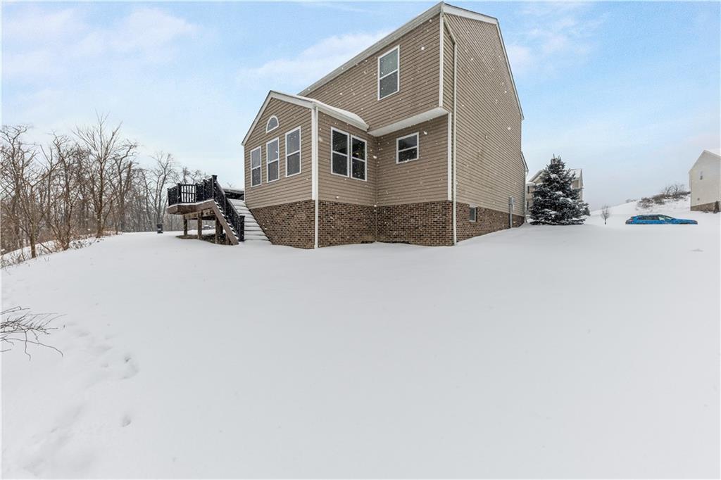 443 Beech Drive McKees Rocks, PA 15136 - Photo 3 of 25 Gallery Image 3