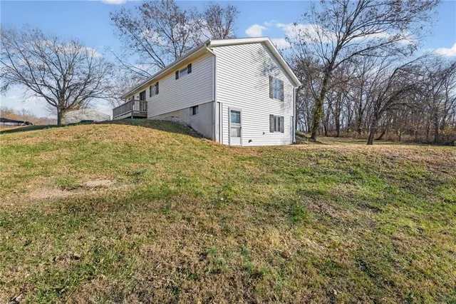 $725,000 | 20065 McLouth Road, Tonganoxie, KS 66086