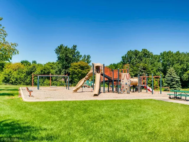 $2,175 | 14249 Banyan Lane, Rosemount, MN 55068