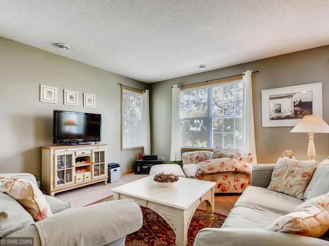 $2,175 | 14249 Banyan Lane, Rosemount, MN 55068