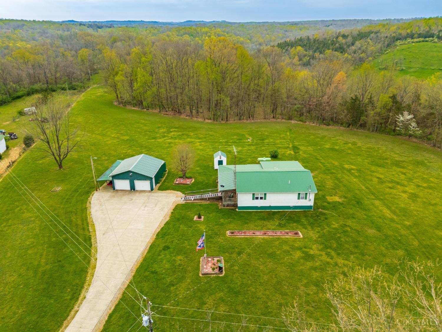 5490 Brier Ridge Road West Union, OH 45693 - Photo 9 of 38