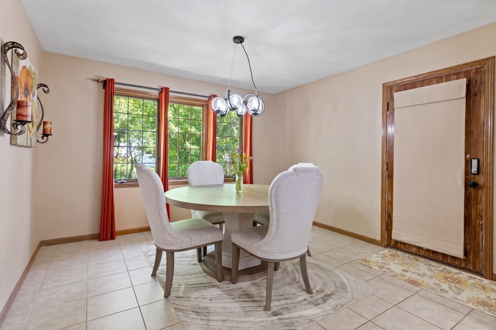 1227 Ingram Road Rockford, IL 61108 - Photo 12 of 48