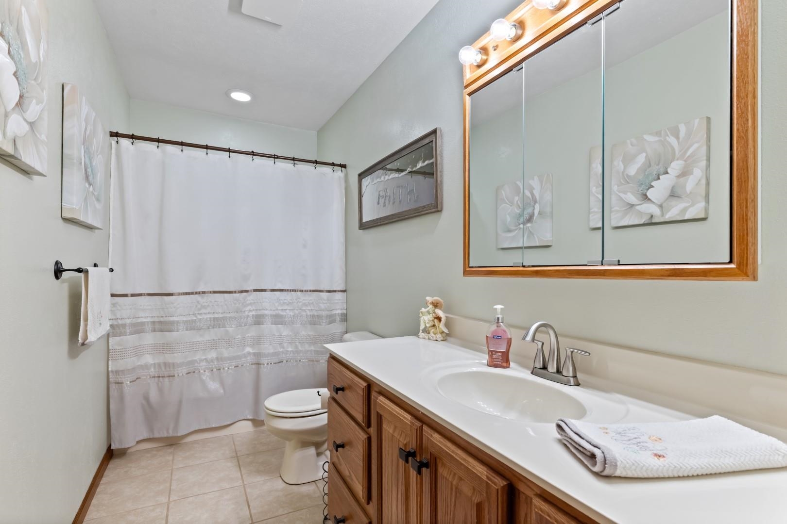 1227 Ingram Road Rockford, IL 61108 - Photo 27 of 48