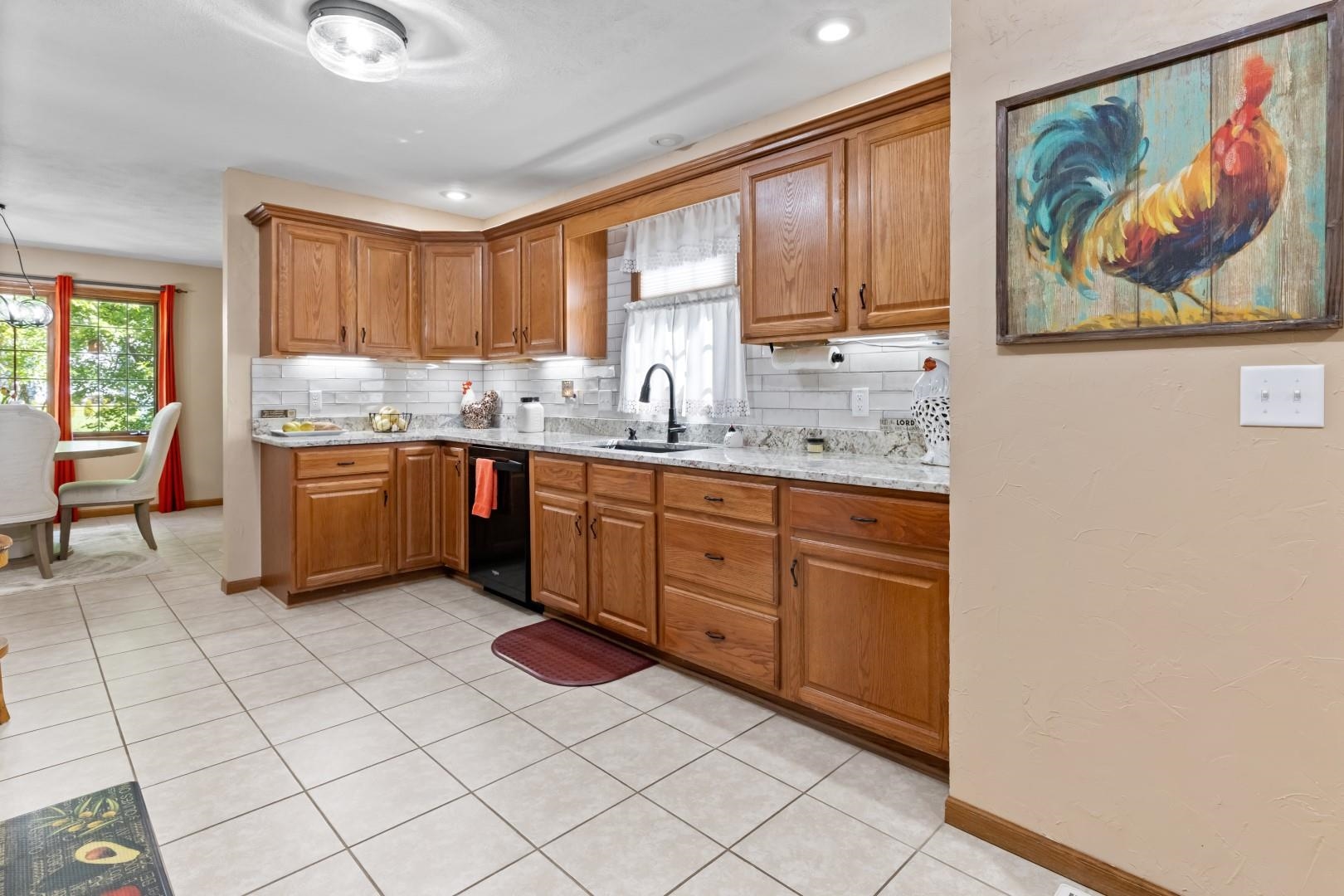 1227 Ingram Road Rockford, IL 61108 - Photo 7 of 48