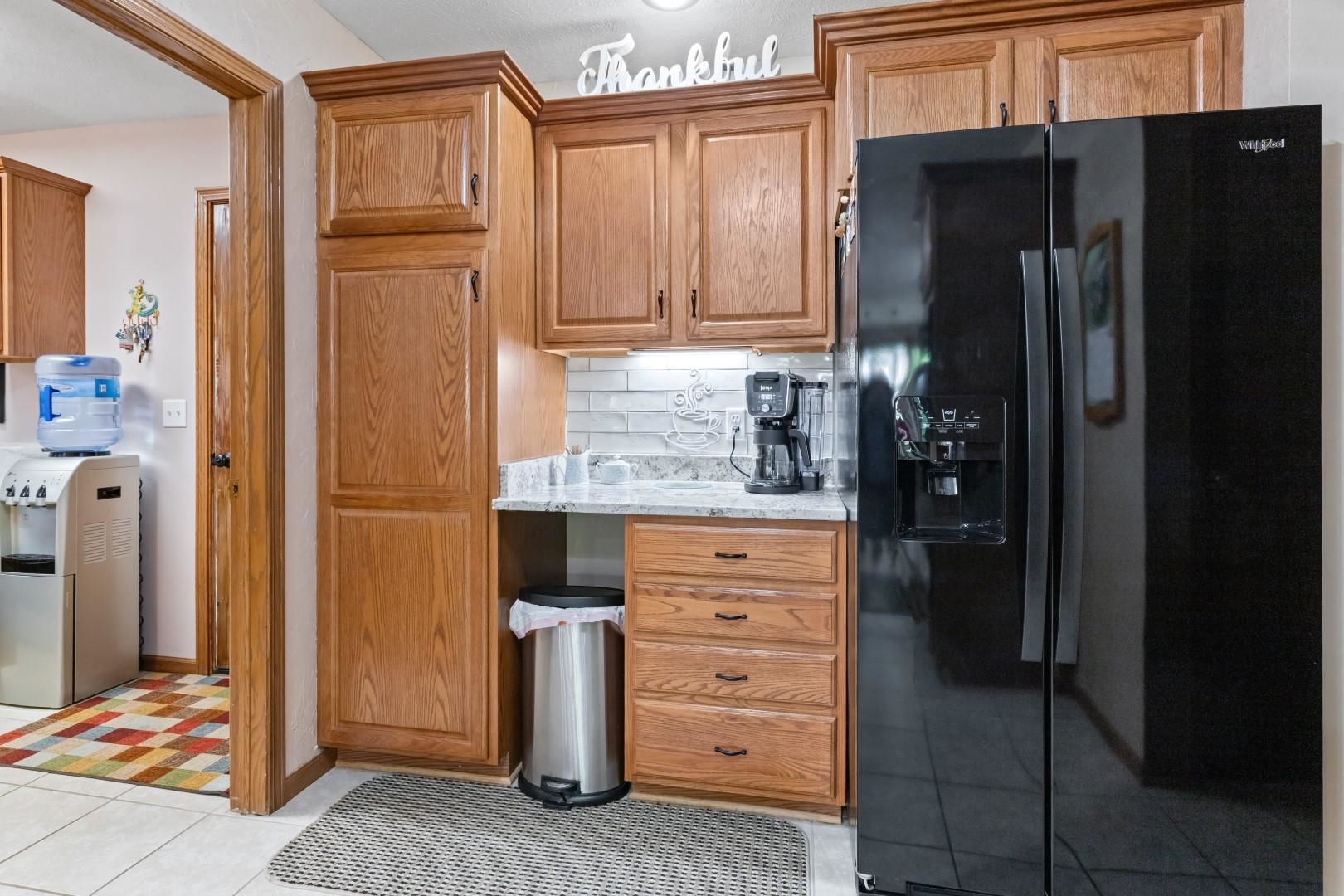 1227 Ingram Road Rockford, IL 61108 - Photo 9 of 48