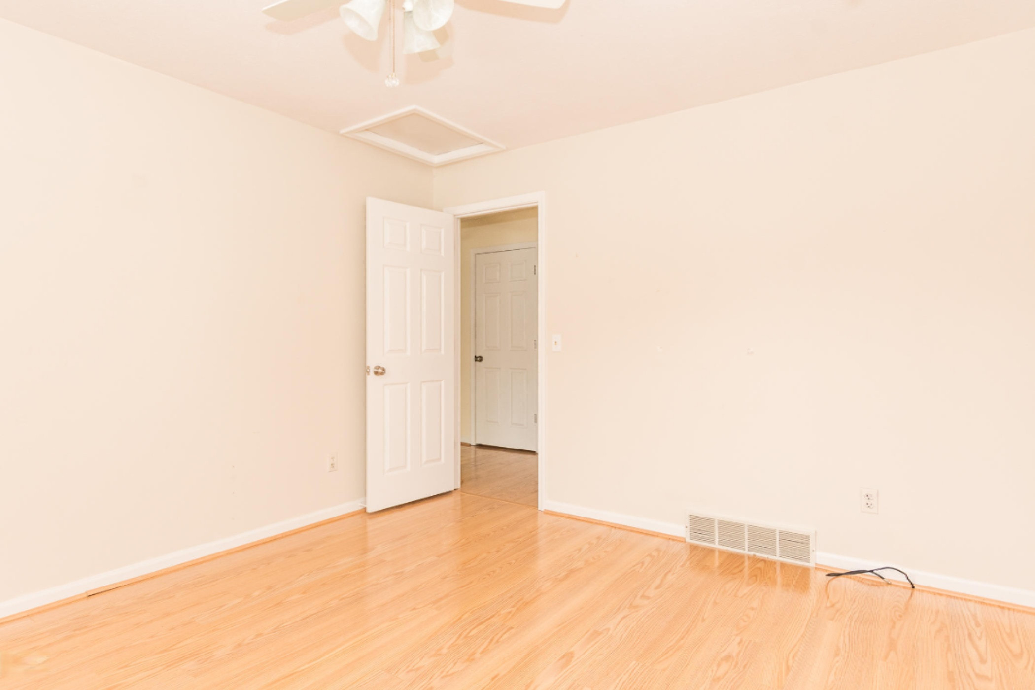 5260 Green Meadow Road Kalamazoo, MI 49009 - Photo 15 of 23 5260 Green Meadow Rd-18
