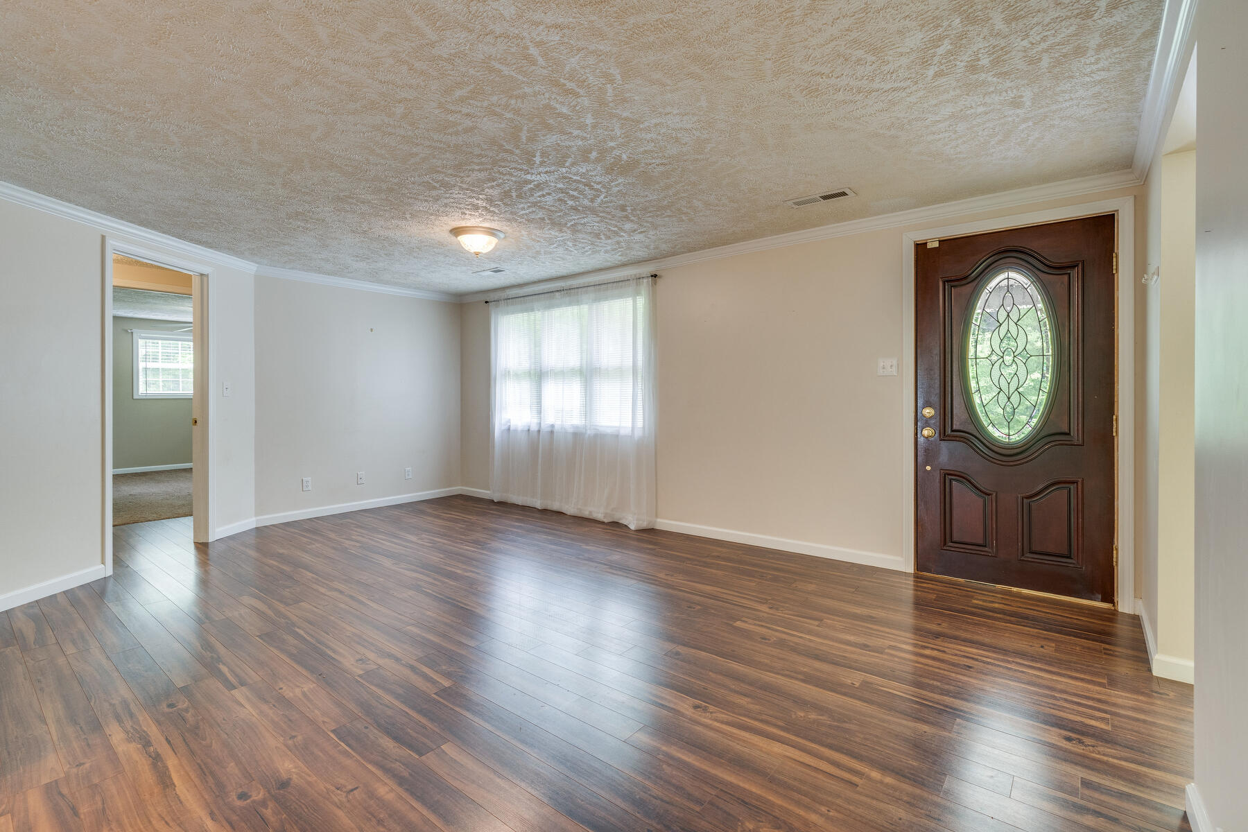 170 Bobs Hollow Road Elizabethton, TN 37643 - Photo 5 of 40 005