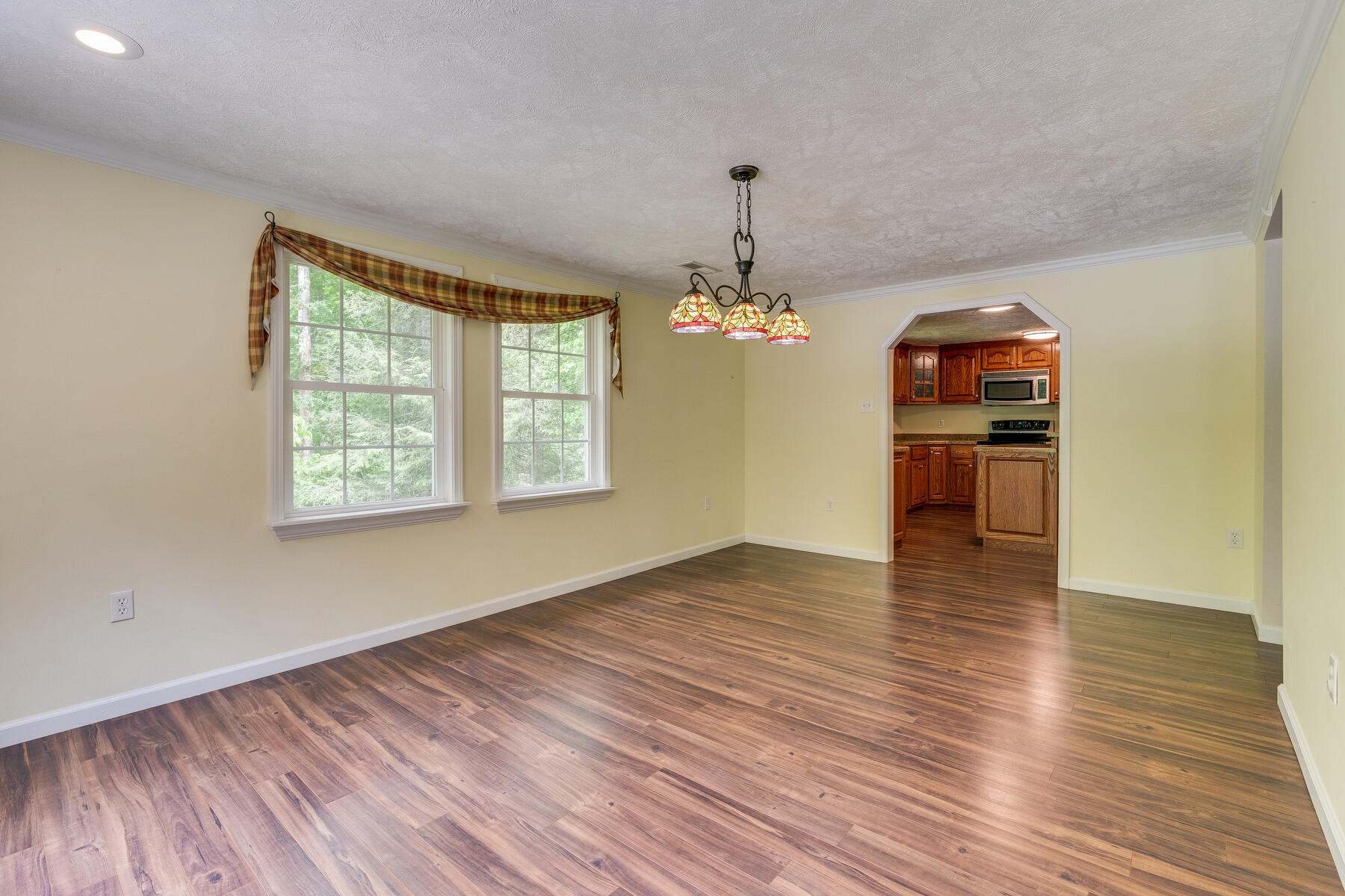 170 Bobs Hollow Road Elizabethton, TN 37643 - Photo 9 of 40 009