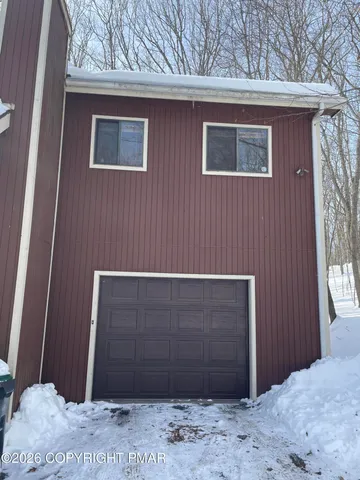 $1,200 | 1219 Brentwood Drive, East Stroudsburg, PA 18301