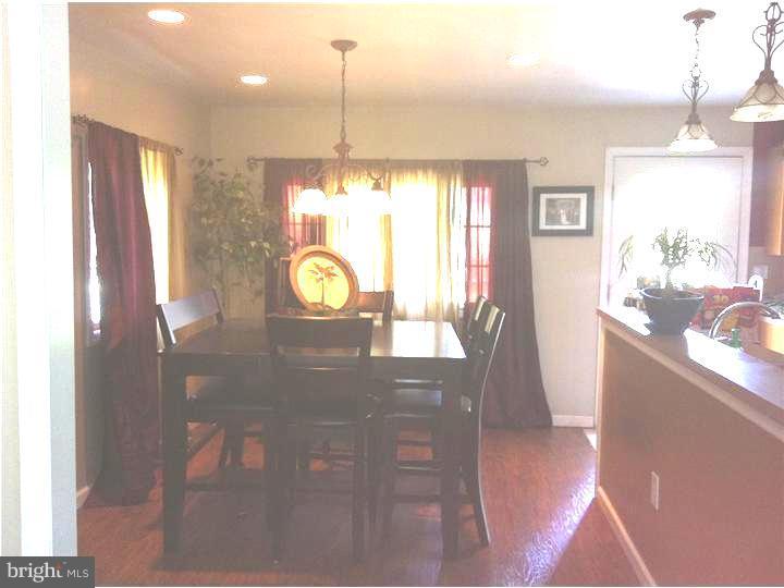 14 Spruce Road Burlington, NJ 08016 - Photo 5 of 15