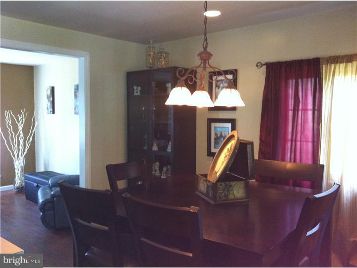 14 Spruce Road Burlington, NJ 08016 - Photo 10 of 15