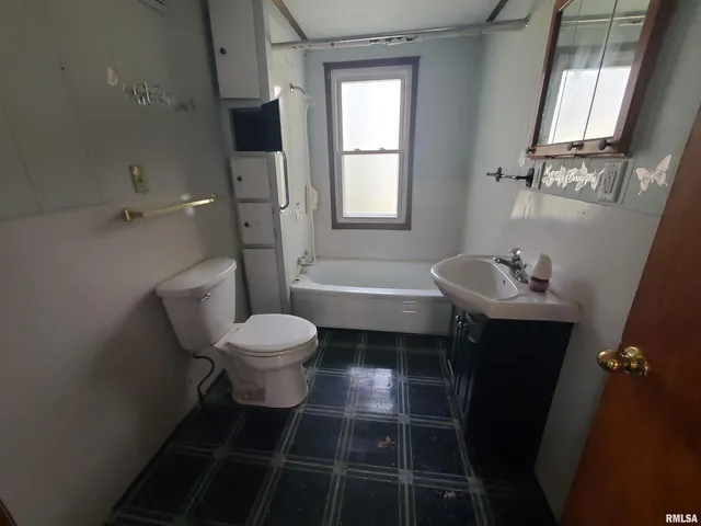 $59,500 | 1805 French Street, Rock Falls, IL 61071