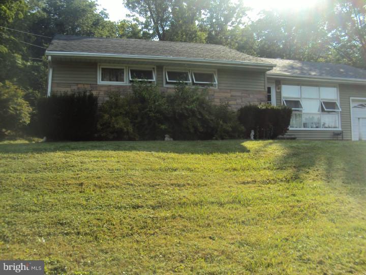35 Duane Road Doylestown, PA 18901 - Photo 1 of 3