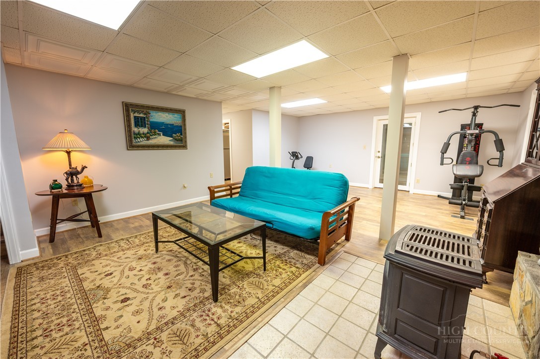 634 Stover Ridge Road Newland, NC 28657 - Photo 11 of 32 Gallery Image 11