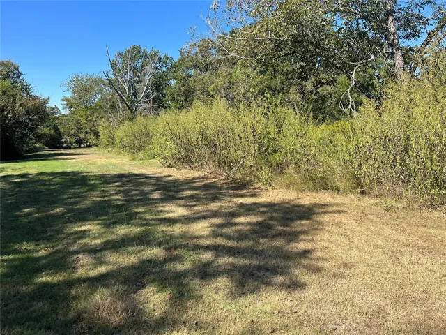 a view of outdoor space with sign board