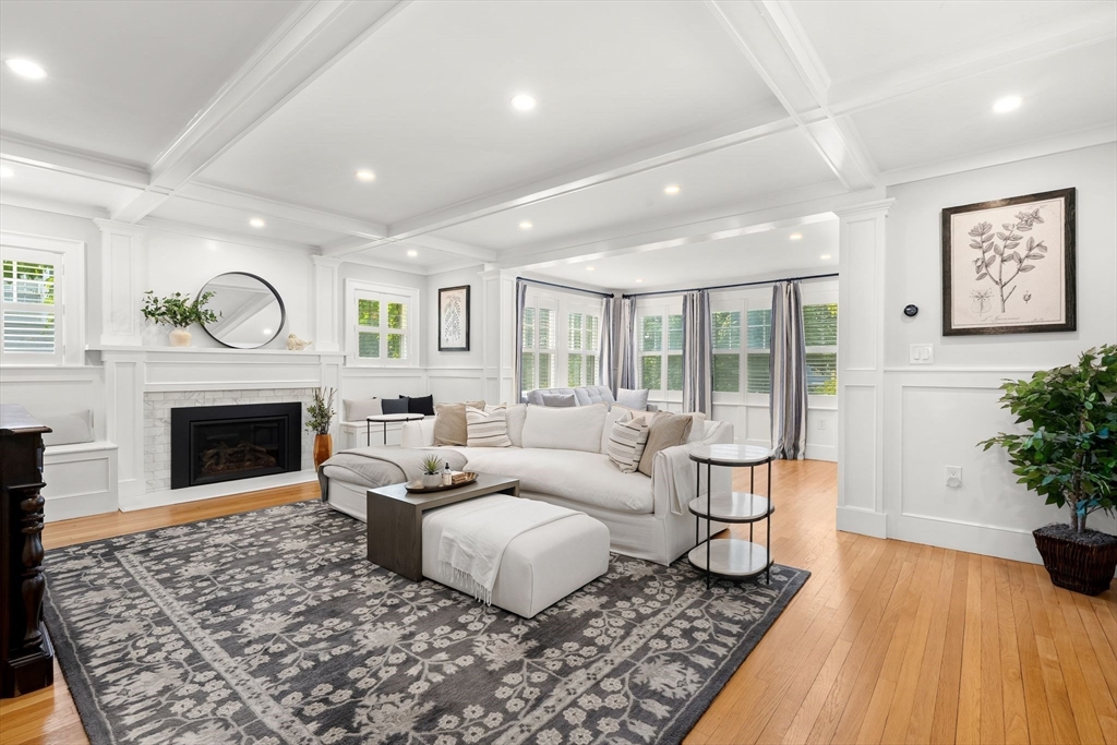 3 Essex Road Belmont, MA 02478 - Photo 3 of 40