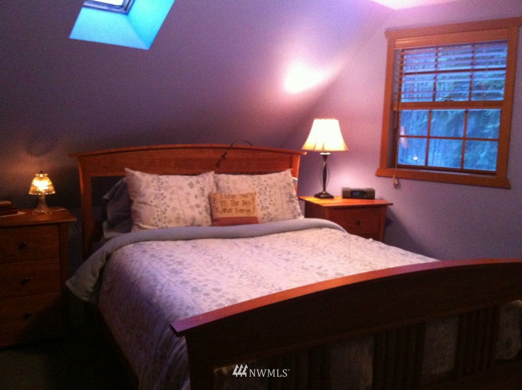 5902 West Flowing Lake Road Snohomish, WA 98290 - Photo 10 of 13 Gallery Image 10