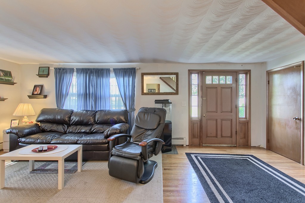 8 Judith Road Chelmsford, MA 01824 - Photo 8 of 22