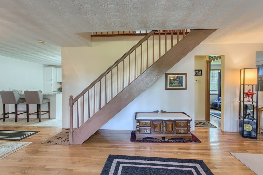 8 Judith Road Chelmsford, MA 01824 - Photo 10 of 22