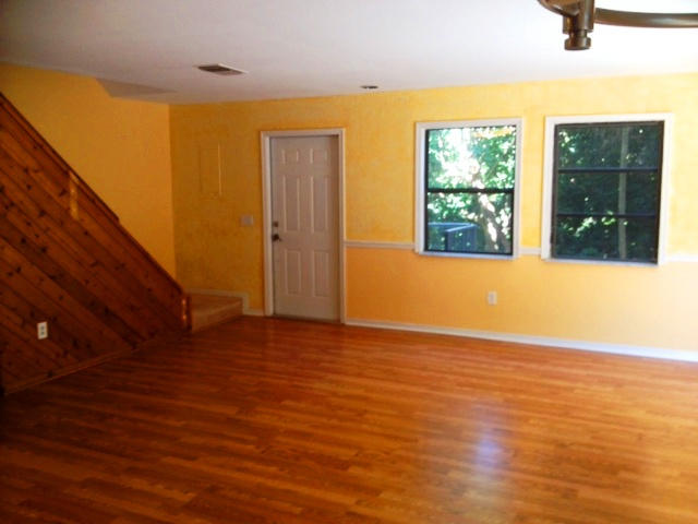 113 Stirrup Key Road, Unit 3 B1 Marathon, FL 33050 - Photo 4 of 12 Livingroom