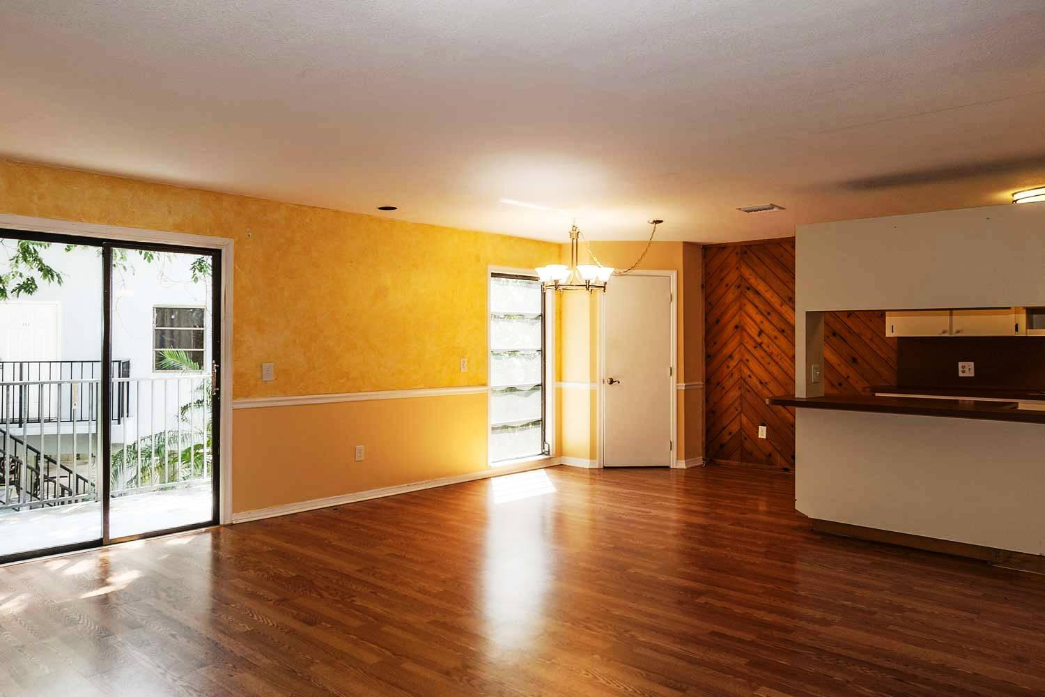 113 Stirrup Key Road, Unit 3 B1 Marathon, FL 33050 - Photo 5 of 12 Livingroom2