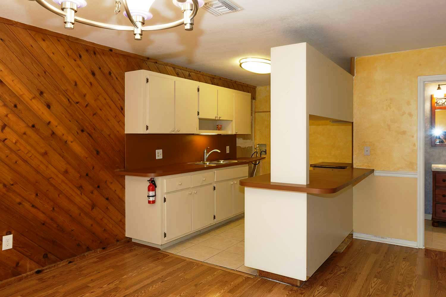 113 Stirrup Key Road, Unit 3 B1 Marathon, FL 33050 - Photo 8 of 12 Kitchen1