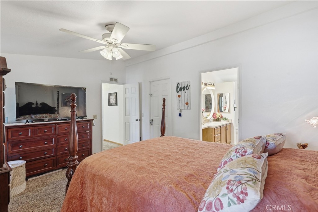 5417 High Rocks Court Oroville, CA 95966 - Photo 19 of 37 Primary bedroom
