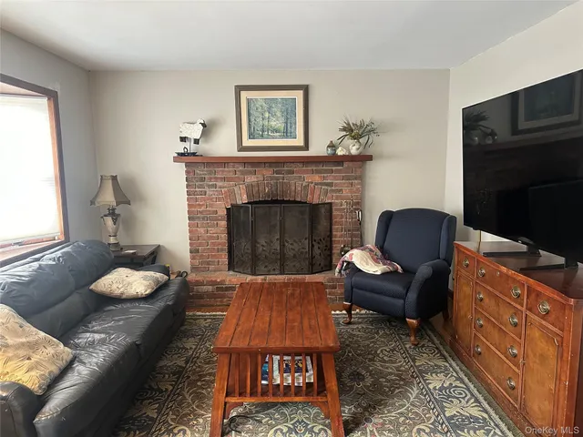 $3,500 | 32 Old Rte 199, Red Hook, NY 12571