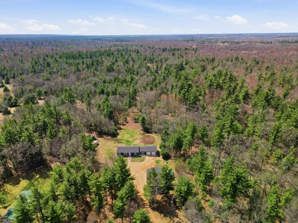 $429,000 | 4853 Newcosta Avenue, Newaygo, MI 49337