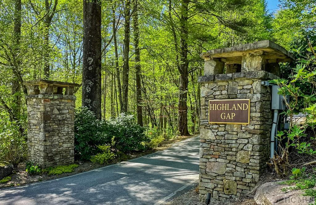 307 Old Bear Ridge Road Scaly Mountain, NC 28775 - Photo 1 of 11 Gallery Image 1