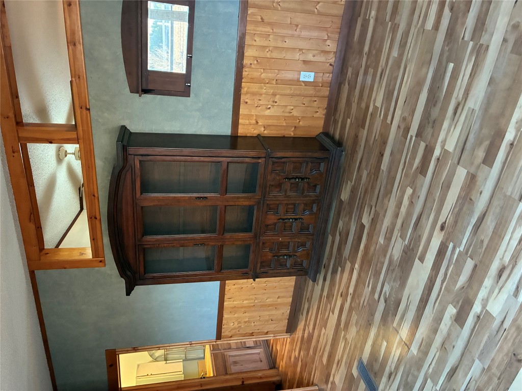 21702 Highclimb Court Leander, TX 78641 - Photo 22 of 27 Living/dining area