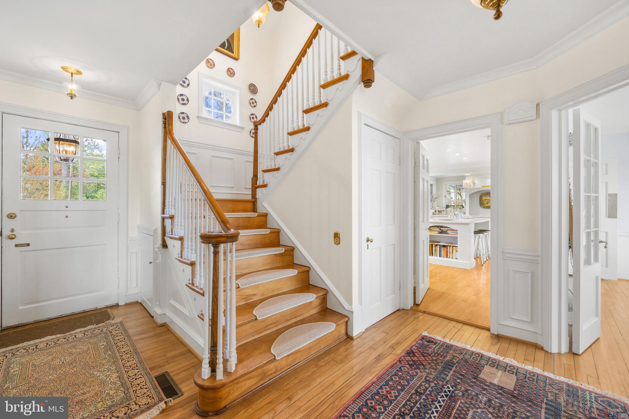 2025 Homewood Road Annapolis, MD 21409 - Photo 5 of 38 Elegant foyer