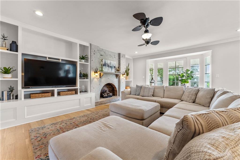 86 Carolyn Court Arabi, LA 70032 - Photo 6 of 44