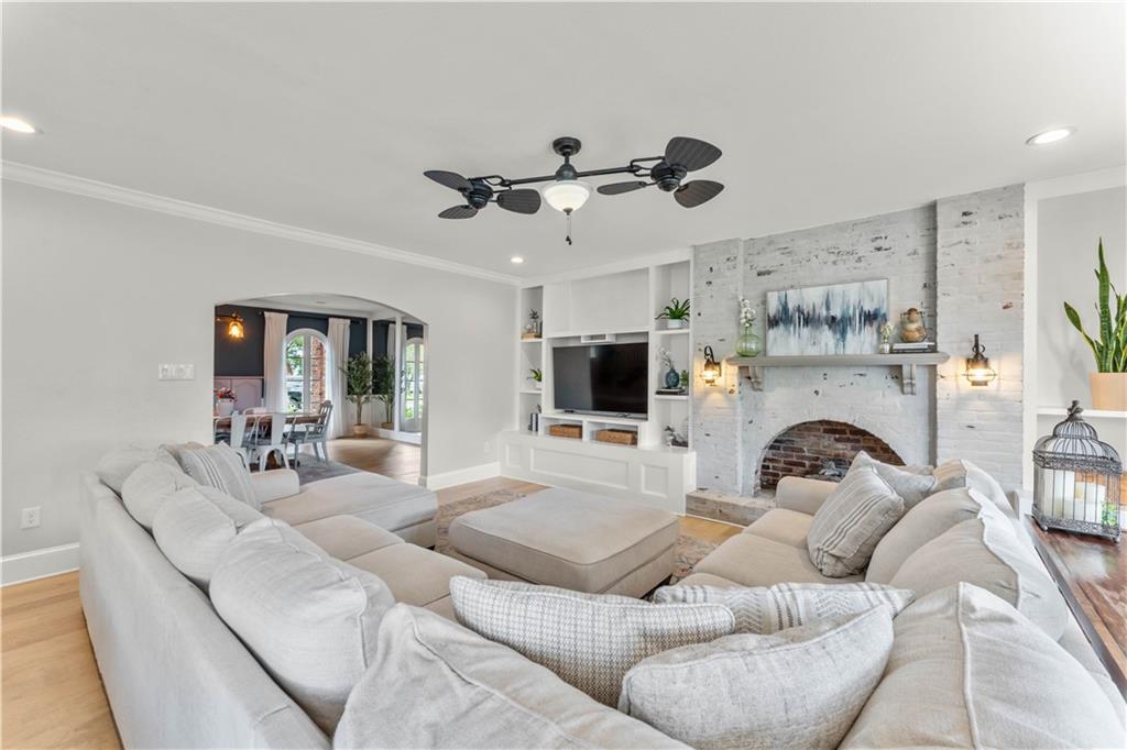 86 Carolyn Court Arabi, LA 70032 - Photo 7 of 44