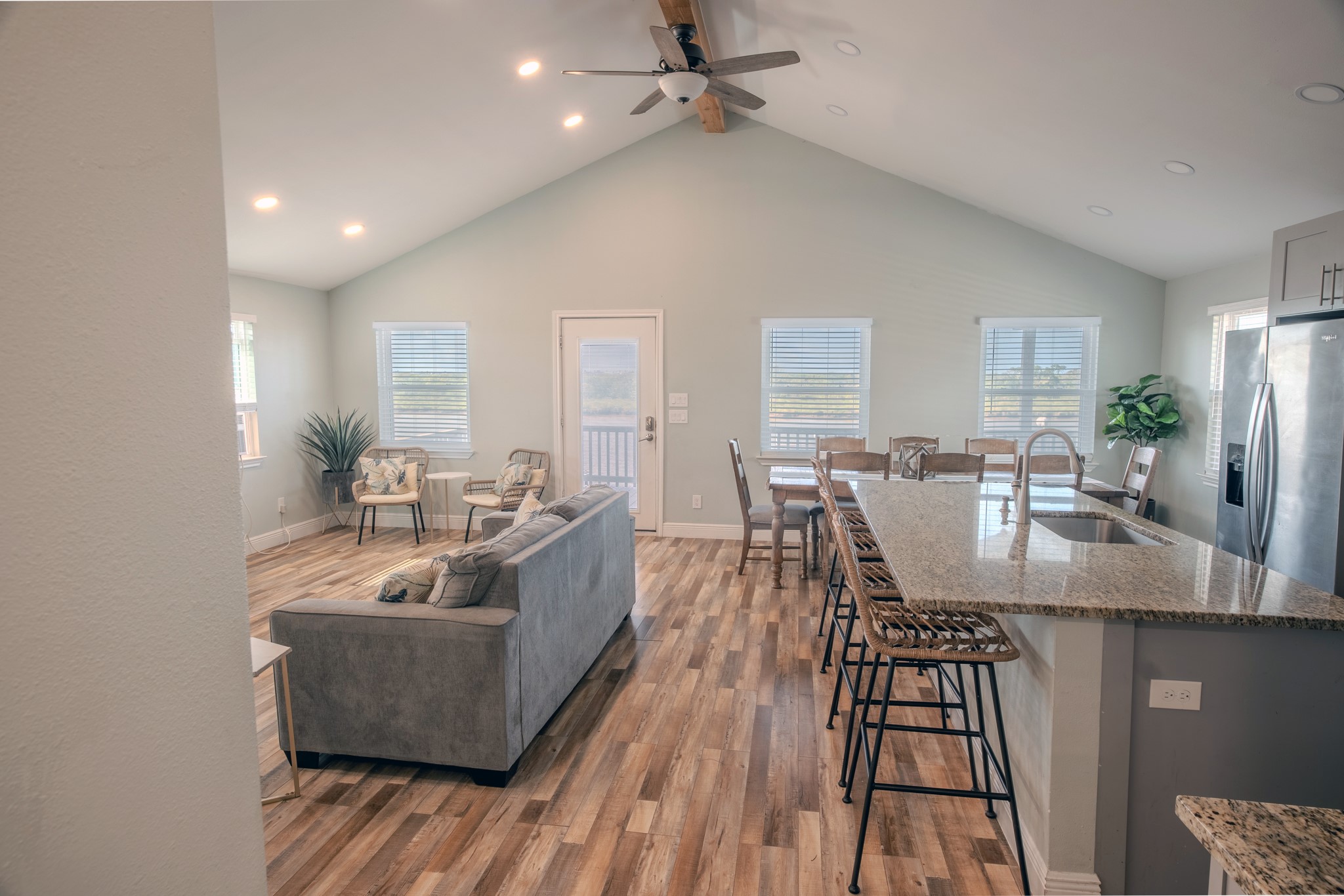 246 Seagull Road Sargent, TX 77414 - Photo 10 of 36 Gallery Image 10