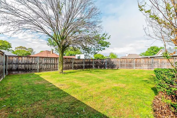 $2,200 | 4415 Haverhill Lane, Sachse, TX 75048