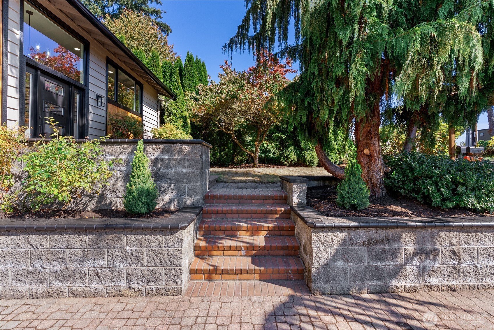 803 240th Street Southeast Bothell, WA 98021 - Photo 2 of 40 Gallery Image 2