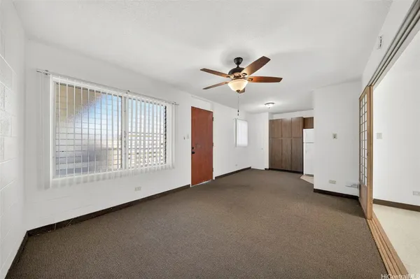 $1,500 | 1611 Miller Street, Unit 302, Honolulu, HI 96813