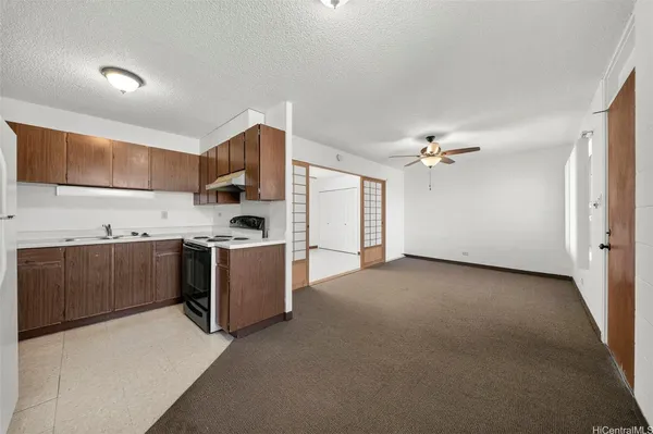 $1,500 | 1611 Miller Street, Unit 302, Honolulu, HI 96813