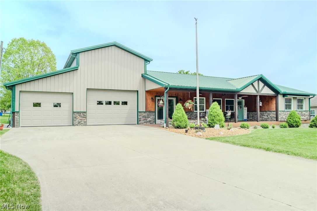 45746 Old State Rte 21 Caldwell, OH 43724 - Photo 3 of 47
