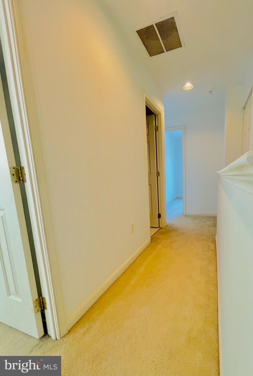 7204 Calm Sunset Columbia, MD 21046 - Photo 39 of 51 2nd Floor Hallway