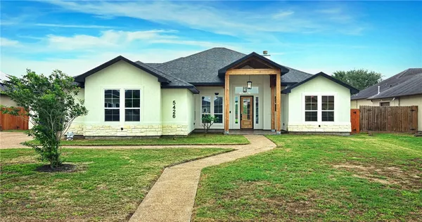 $699,000 | 5426 Legends Drive, Corpus Christi, TX 78414