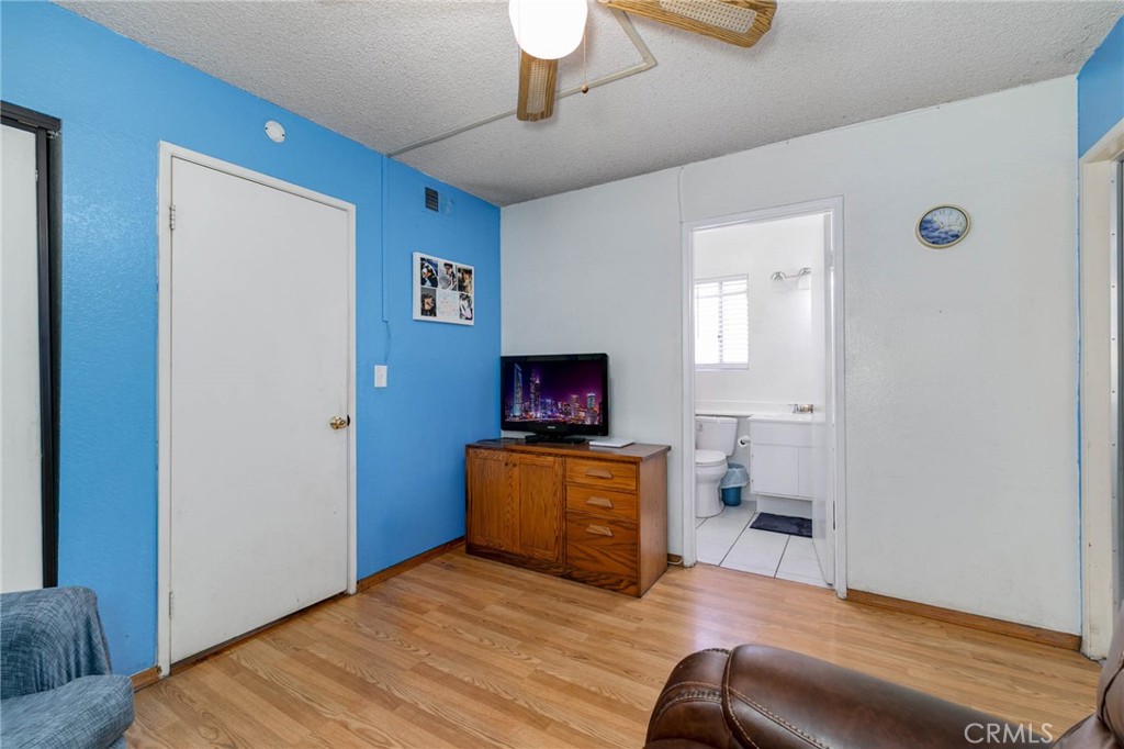 472 South Sherer Place Compton, CA 90220 - Photo 15 of 30
