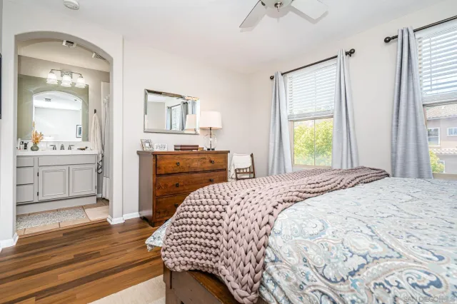 $3,925 | 2556 Escala Circle, San Diego, CA 92108