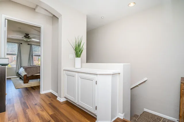 $3,925 | 2556 Escala Circle, San Diego, CA 92108