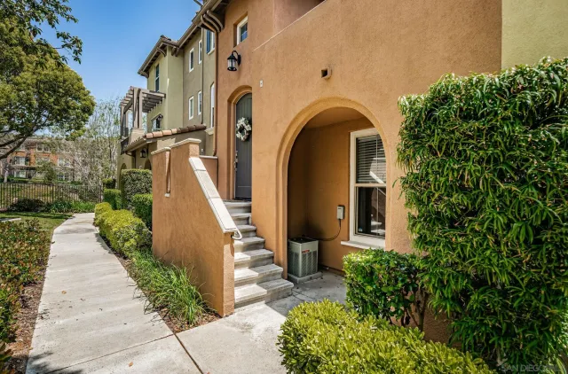 $3,925 | 2556 Escala Circle, San Diego, CA 92108