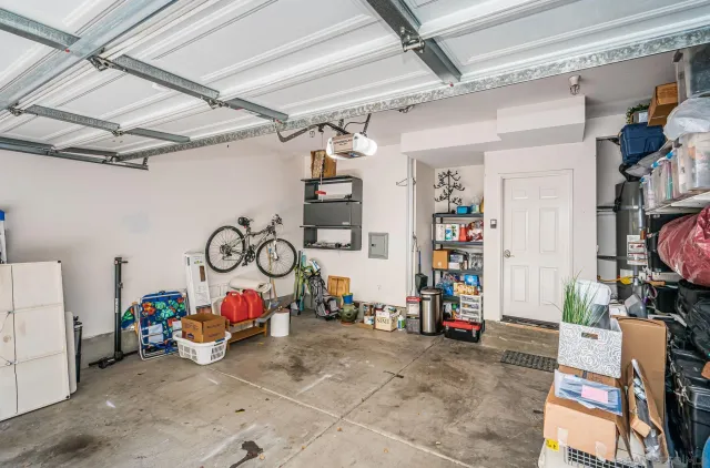 $3,925 | 2556 Escala Circle, San Diego, CA 92108